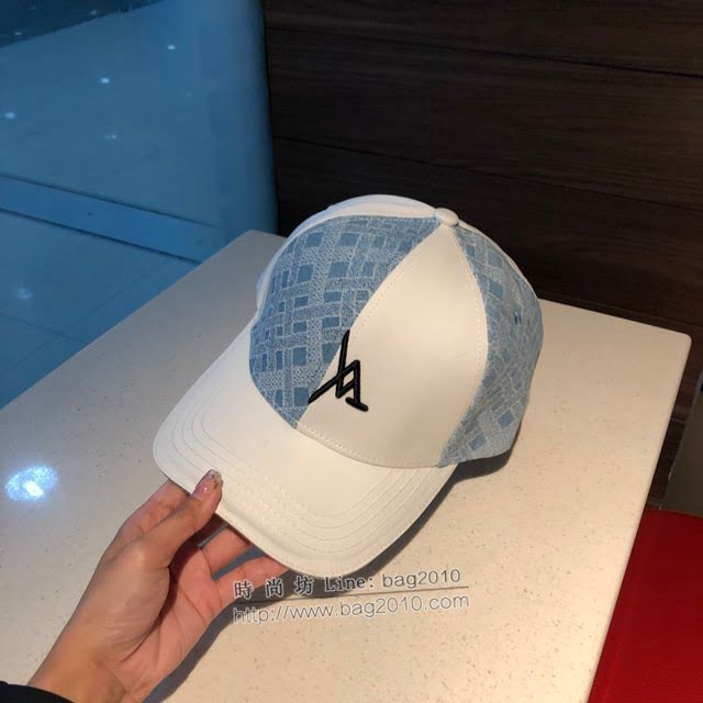 VERSACE男士帽子 範思哲經典刺繡符號棒球帽鴨舌帽  mm1169